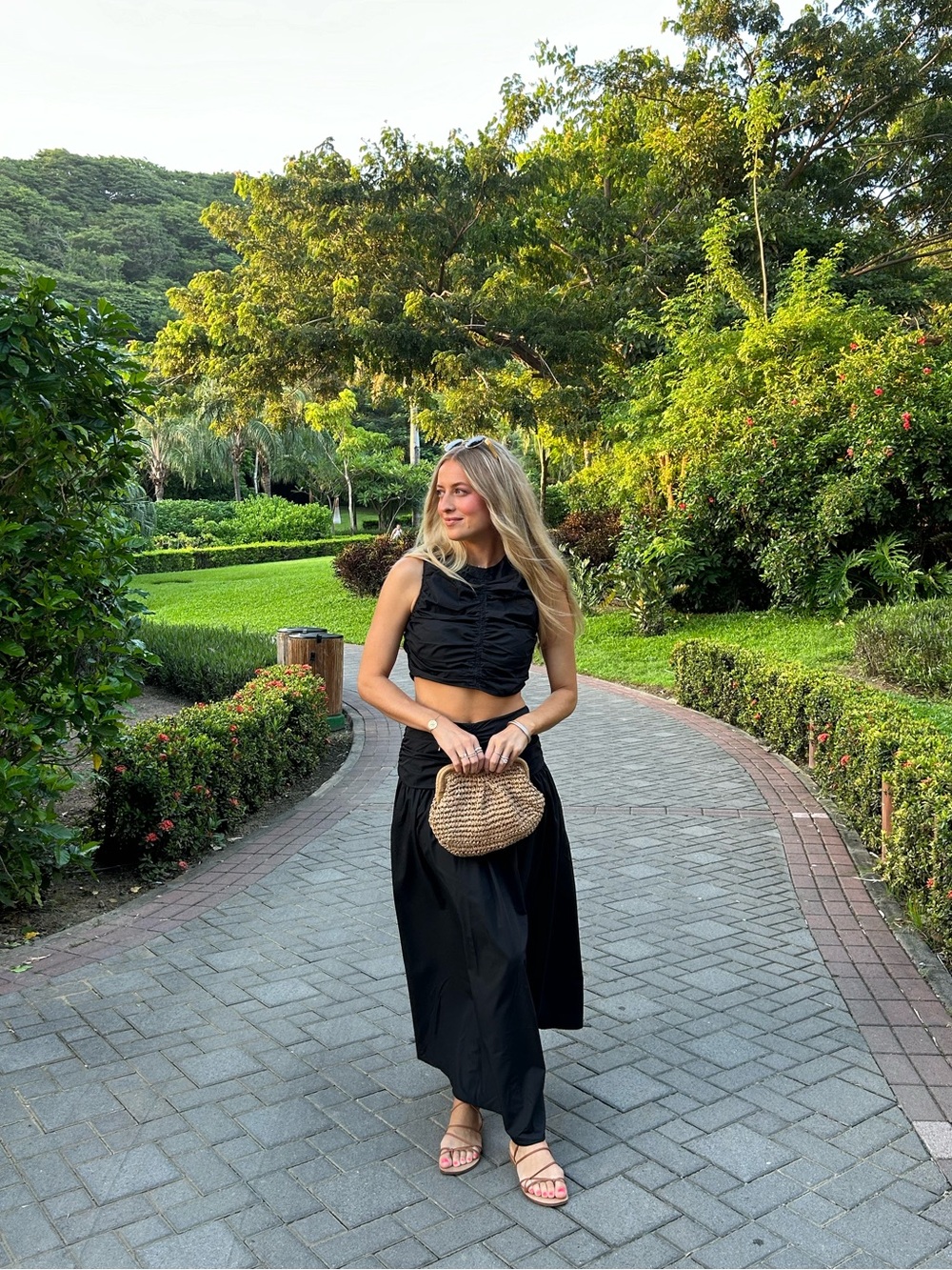 Commense Black High-Waist Maxi Skirt with Ruched Waist & Top Set - Picture 2 of 5